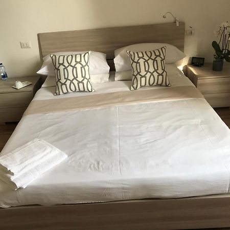 Santa Rosa Florence Apartments 3 Bedrooms - Private Parking Bagian luar foto