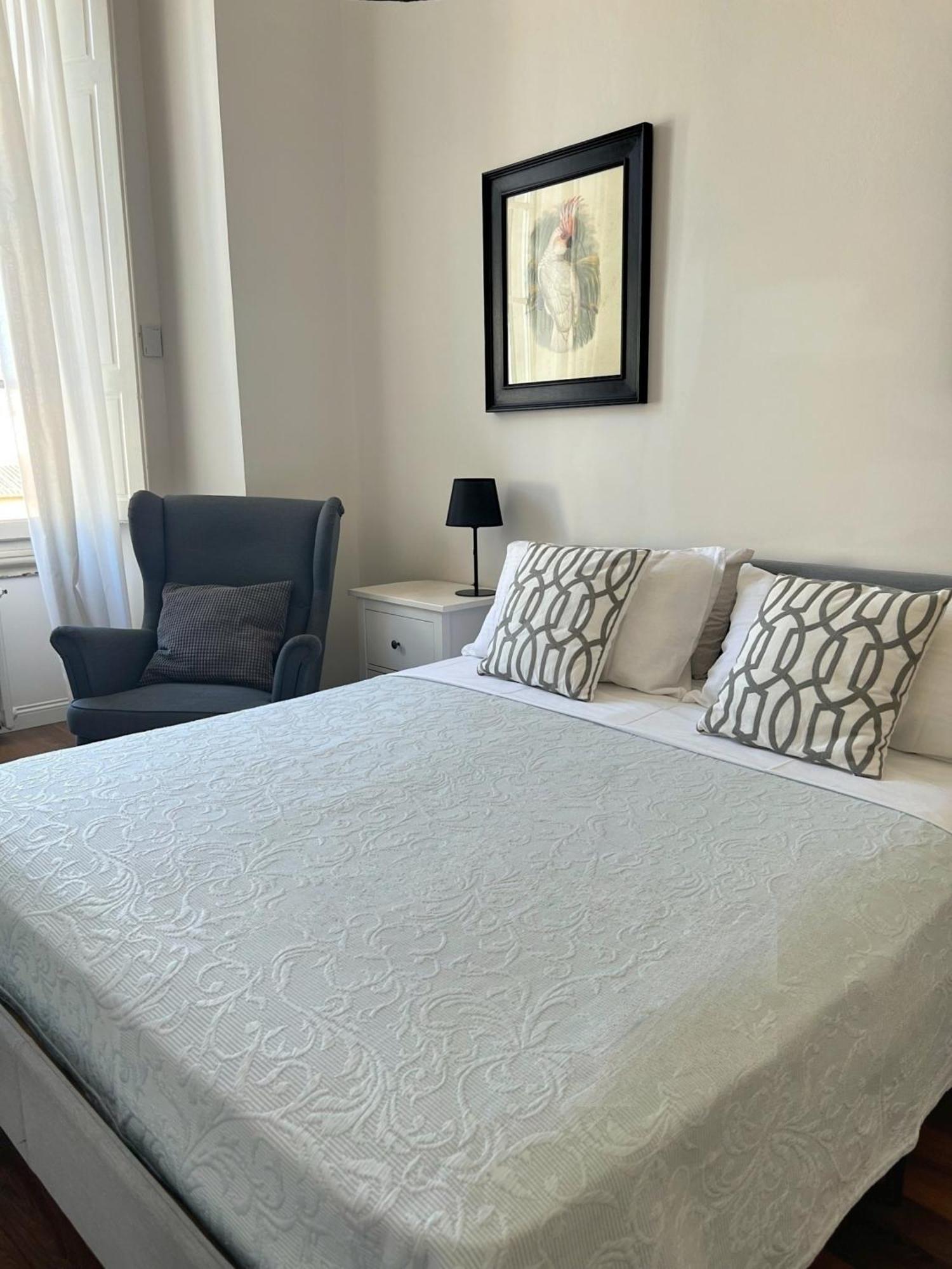 Santa Rosa Florence Apartments 3 Bedrooms - Private Parking Bagian luar foto