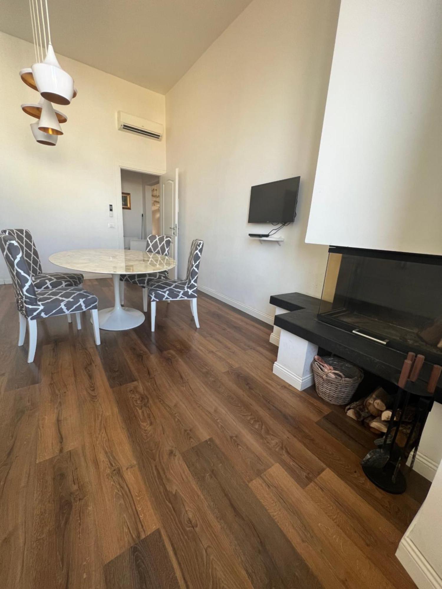 Santa Rosa Florence Apartments 3 Bedrooms - Private Parking Bagian luar foto